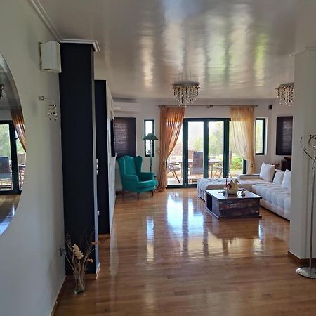 John'S Modern Apartments Artemida Екстер'єр фото