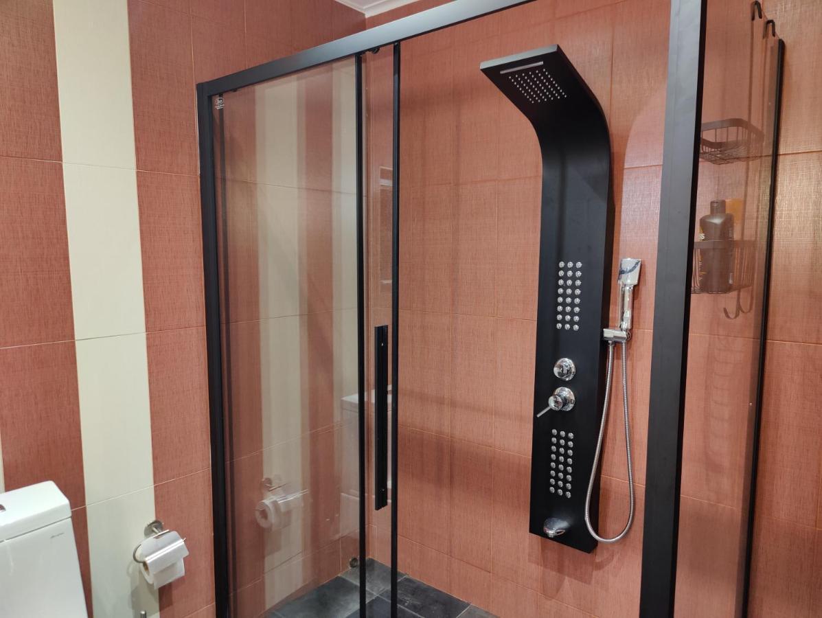 John'S Modern Apartments Artemida Екстер'єр фото