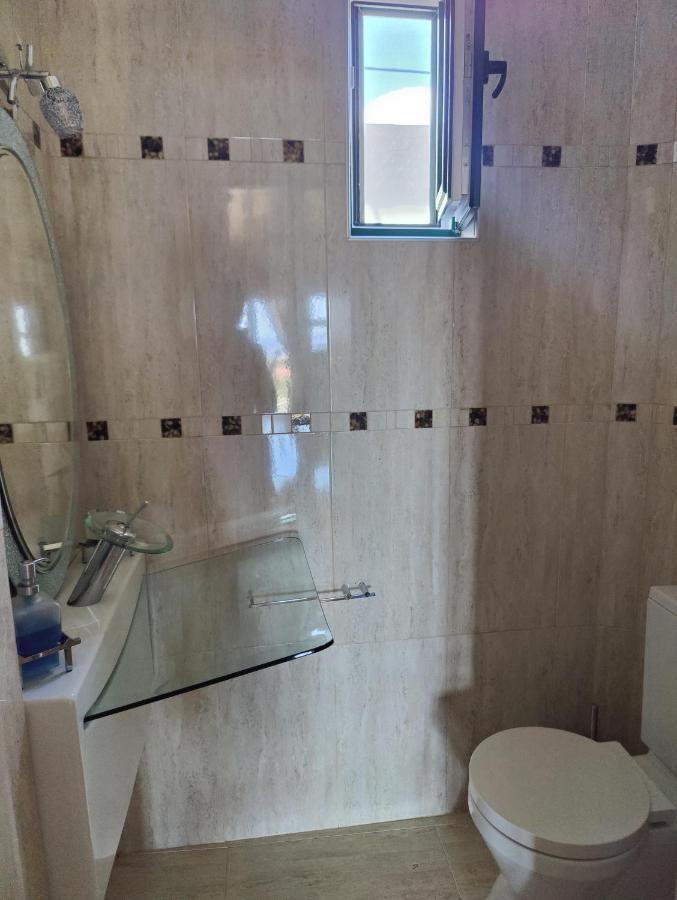 John'S Modern Apartments Artemida Екстер'єр фото