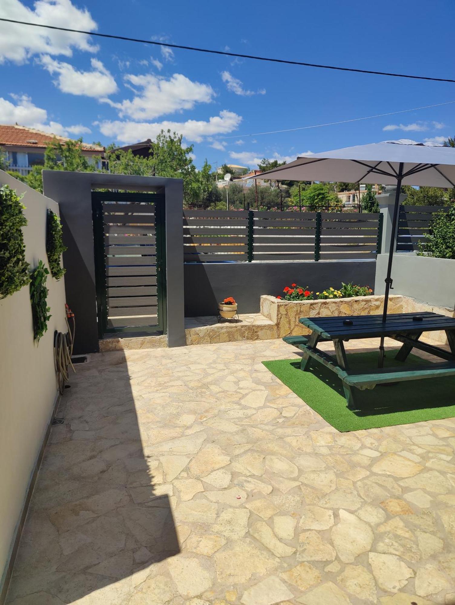 John'S Modern Apartments Artemida Екстер'єр фото