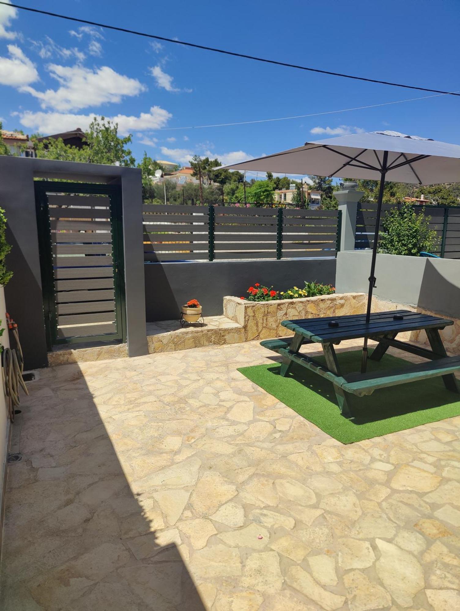 John'S Modern Apartments Artemida Екстер'єр фото